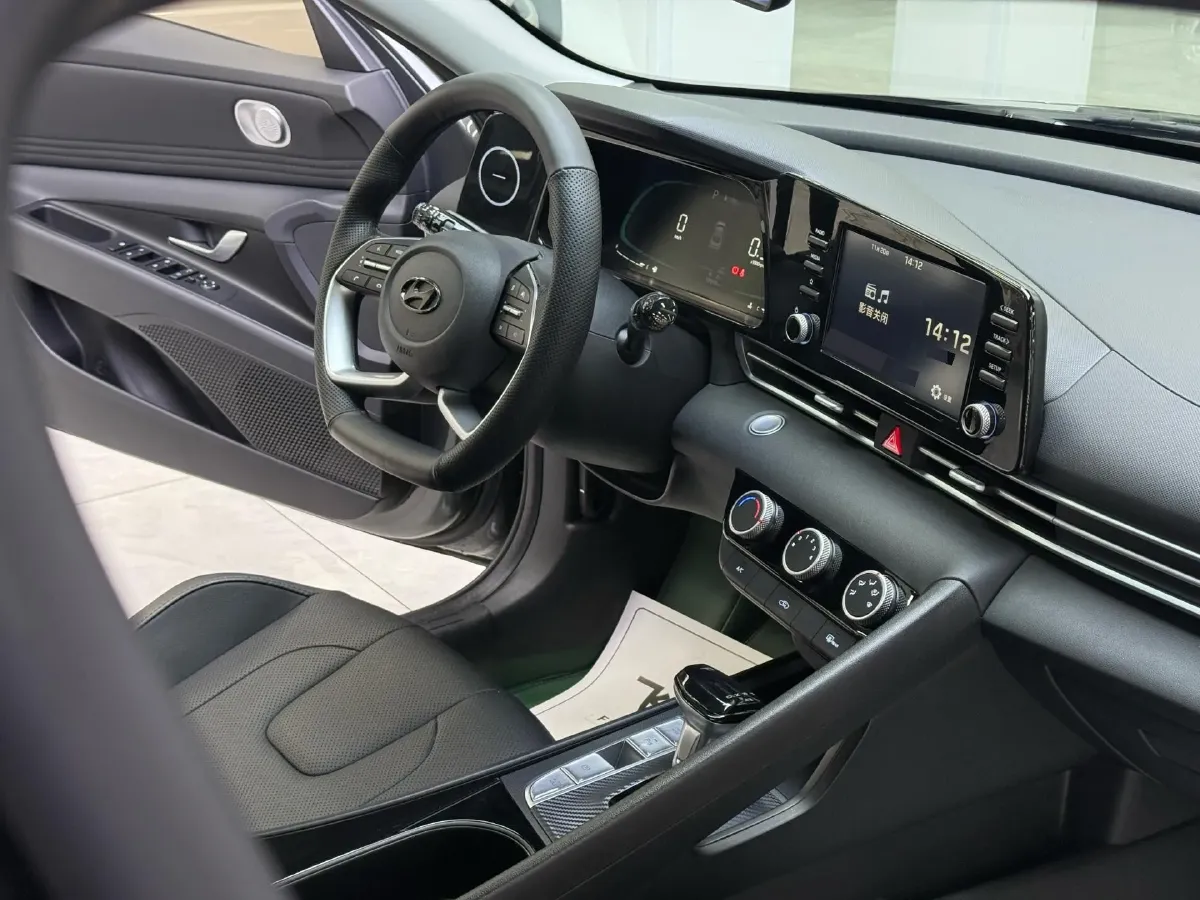 2023 Hyundai Elantra 1.5L 115HP L4 CVT,autocango,china used car exporter,china ev exporter,chinese used car exporter,chinese used ev exporter