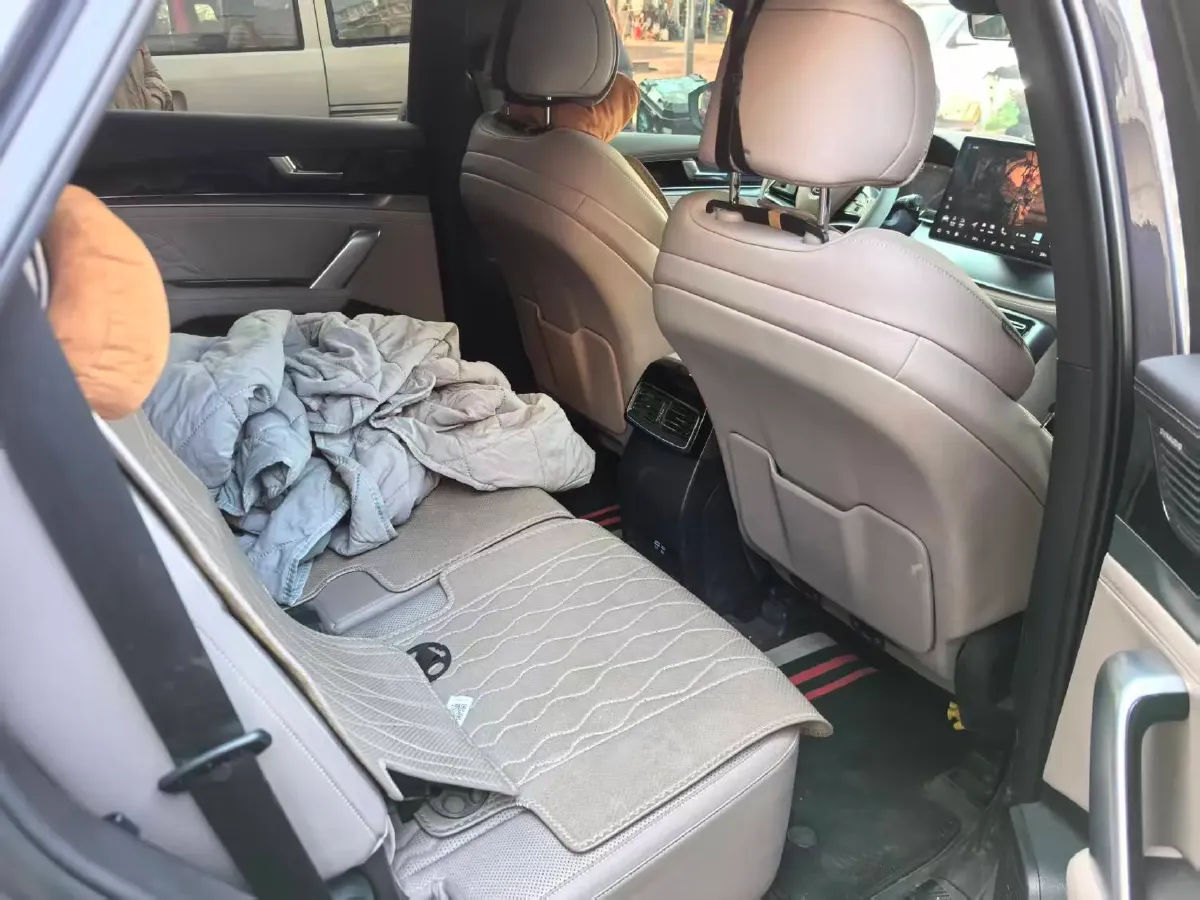 2025 BYD Tang 1.5T 156HP L4 E-CVT PHEV 21.504KWH,autocango,china used car exporter,china ev exporter,chinese used car exporter,chinese used ev exporter