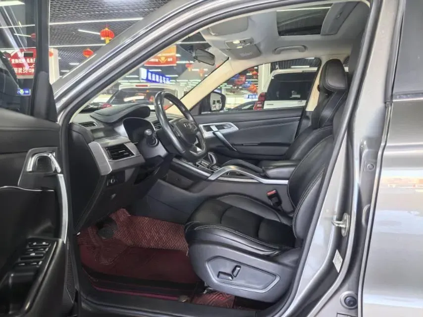 2020 Roewe i6 1.5T 169HP L4 7DCT,autocango,china used car exporter,china ev exporter,chinese used car exporter,chinese used ev exporter