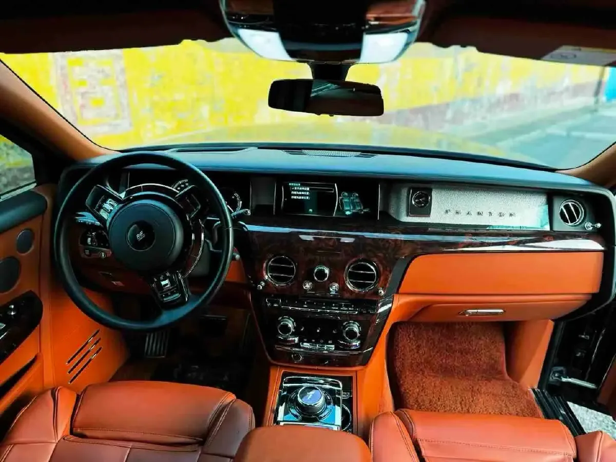 2018 Rolls-Royce Phantom 6.7T 571HP V12 8AT,autocango,china used car exporter,china ev exporter,chinese used car exporter,chinese used ev exporter