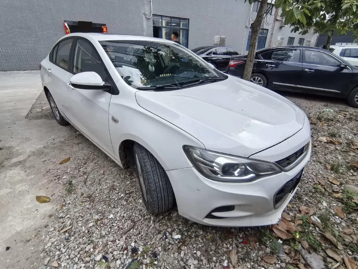 2016 Chevrolet Cavalier 1.5L 113HP L4 5MT,autocango,china used car exporter,china ev exporter,chinese used car exporter,chinese used ev exporter