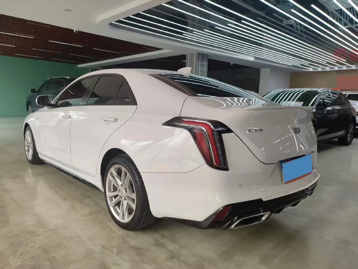 2022 Cadillac CT4 2.0T 237HP L4 8AT,autocango,china used car exporter,china ev exporter,chinese used car exporter,chinese used ev exporter