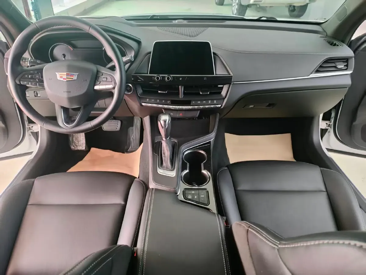 2022 Cadillac CT4 2.0T 237HP L4 8AT,autocango,china used car exporter,china ev exporter,chinese used car exporter,chinese used ev exporter