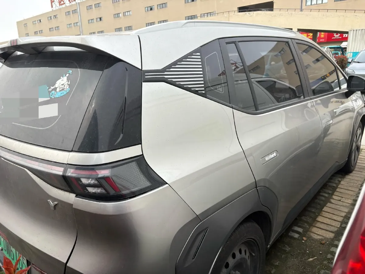 2022 Geely Okavango 1.8T 184HP L4 7DCT,autocango,china used car exporter,china ev exporter,chinese used car exporter,chinese used ev exporter