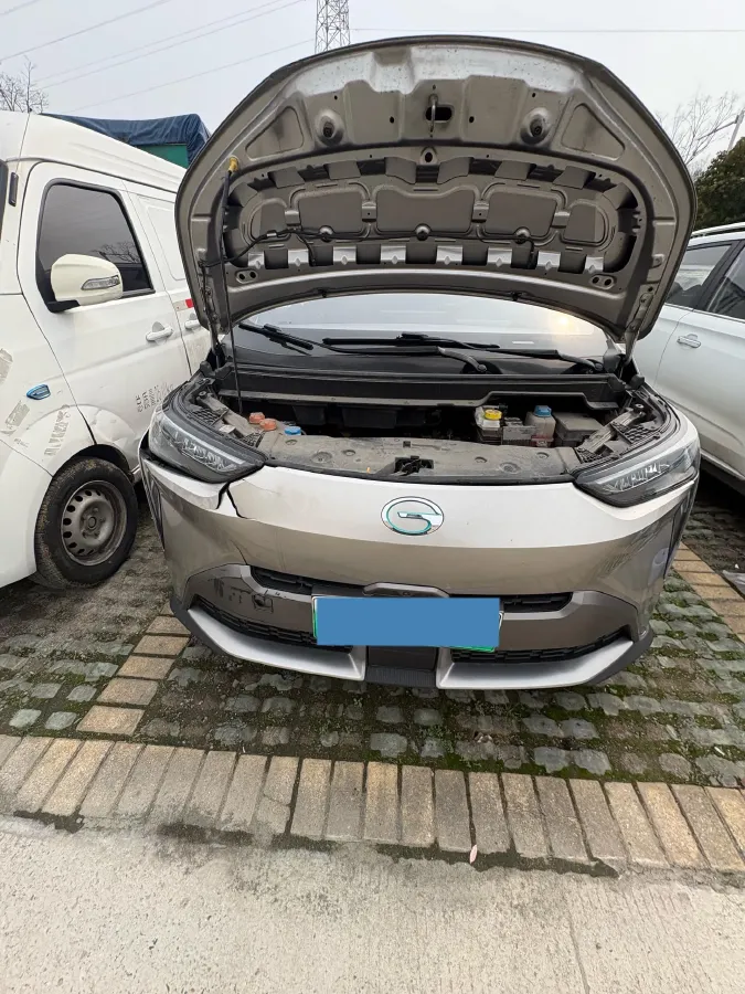 2022 Geely Okavango 1.8T 184HP L4 7DCT,autocango,china used car exporter,china ev exporter,chinese used car exporter,chinese used ev exporter