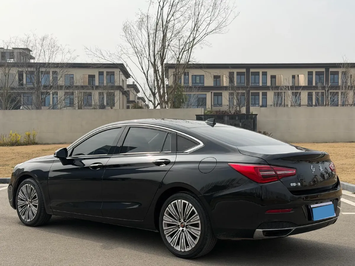 2022 HongQi H5 1.5T 169HP L4 7DCT,autocango,china used car exporter,china ev exporter,chinese used car exporter,chinese used ev exporter