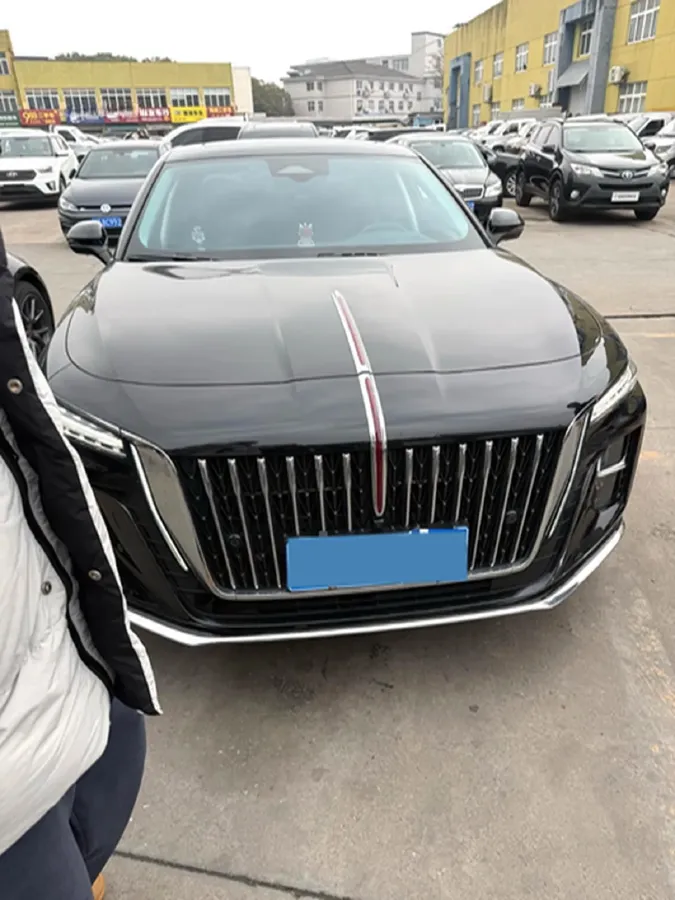 2023 HongQi H5 1.8T 197HP L4 8AT,autocango,china used car exporter,china ev exporter,chinese used car exporter,chinese used ev exporter