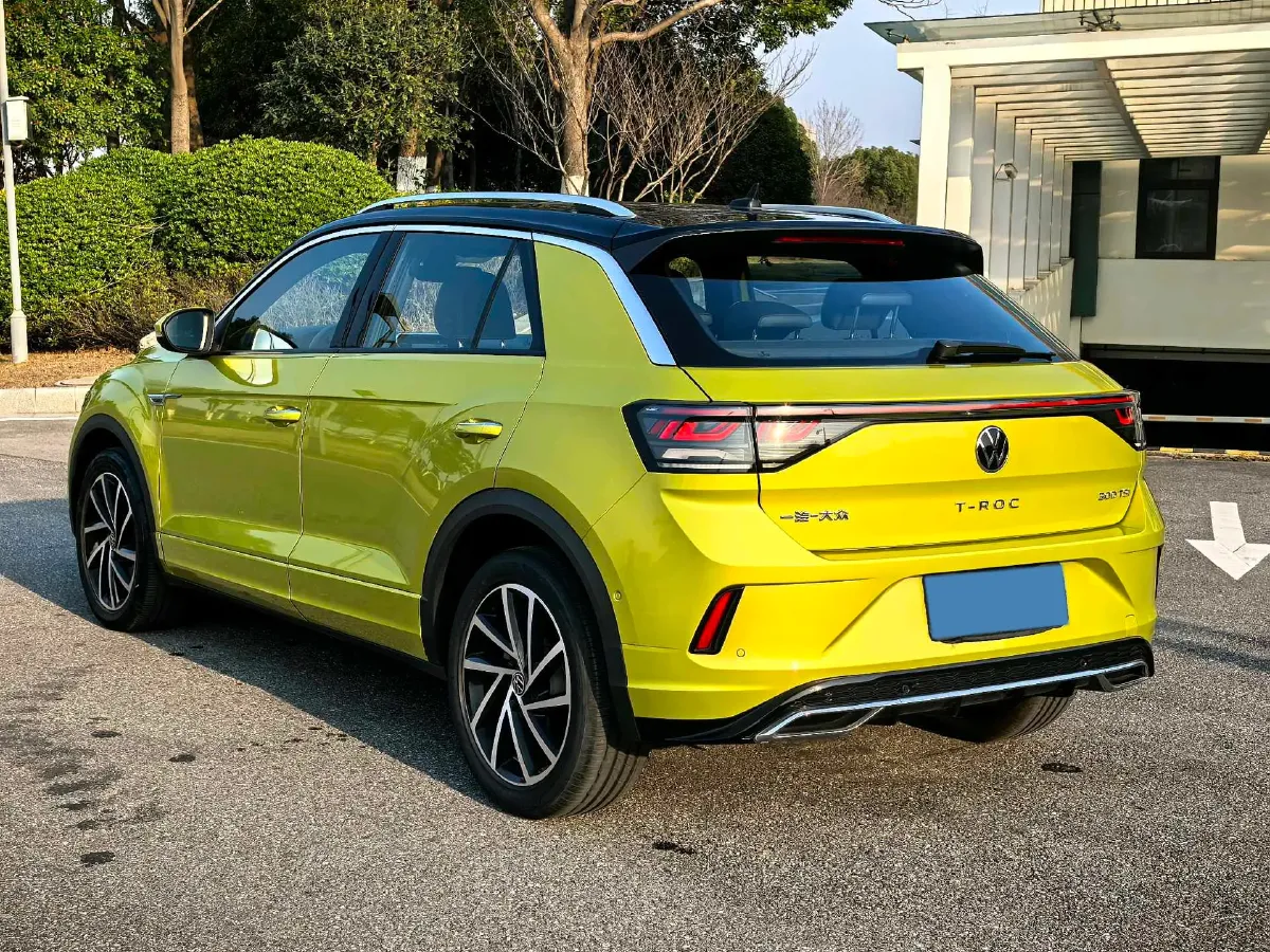 2023 Volkswagen T-Roc 1.5T 160HP L4 7DCT,autocango,china used car exporter,china ev exporter,chinese used car exporter,chinese used ev exporter