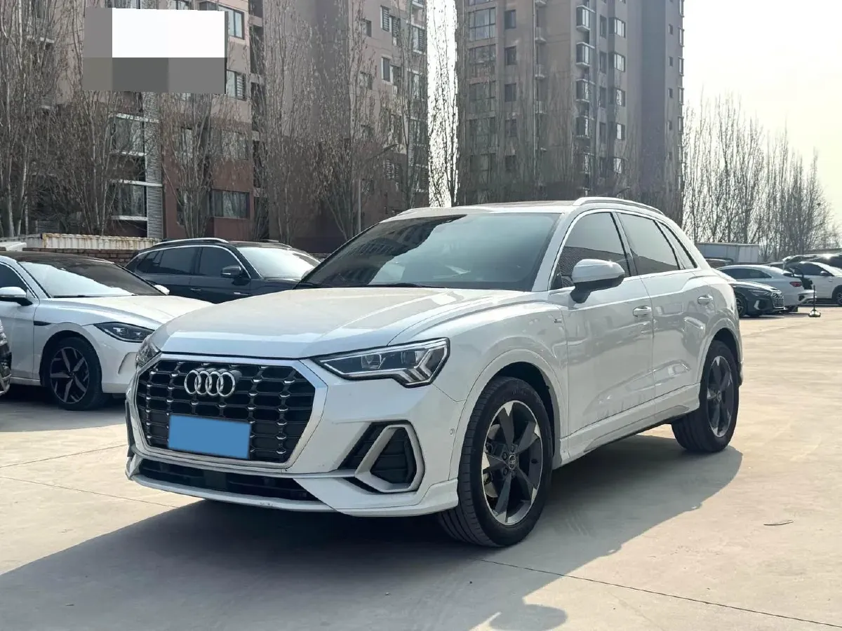 2022 Audi Q3 1.4T 150HP L4 7DCT,autocango,china used car exporter,china ev exporter,chinese used car exporter,chinese used ev exporter