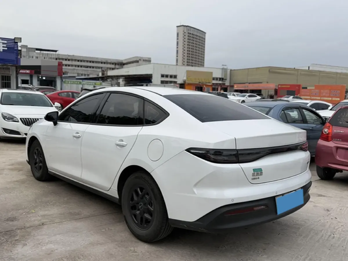 2025 BYD Seal05 DM-i 1.5L 101HP L4 E-CVT PHEV 7.68KWH,autocango,china used car exporter,china ev exporter,chinese used car exporter,chinese used ev exporter