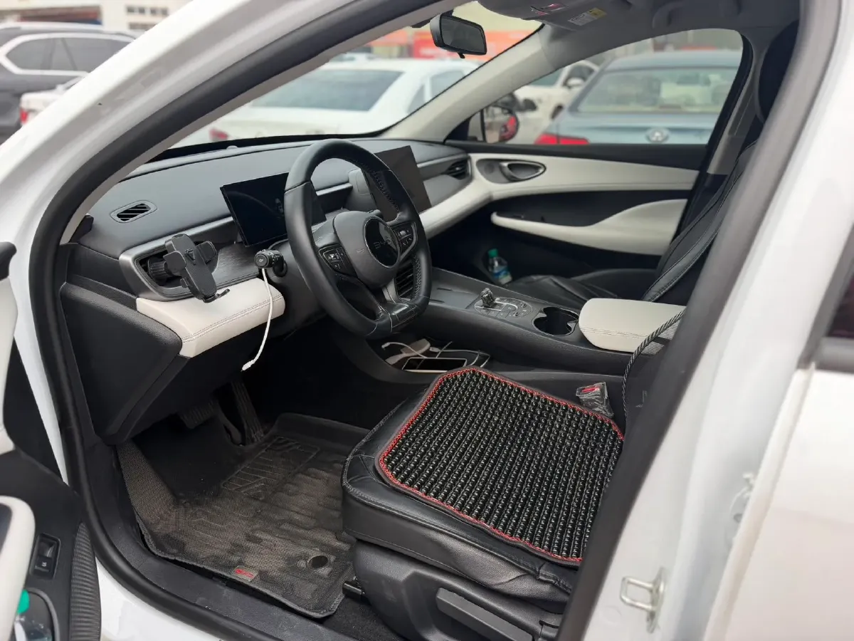 2025 BYD Seal05 DM-i 1.5L 101HP L4 E-CVT PHEV 7.68KWH,autocango,china used car exporter,china ev exporter,chinese used car exporter,chinese used ev exporter