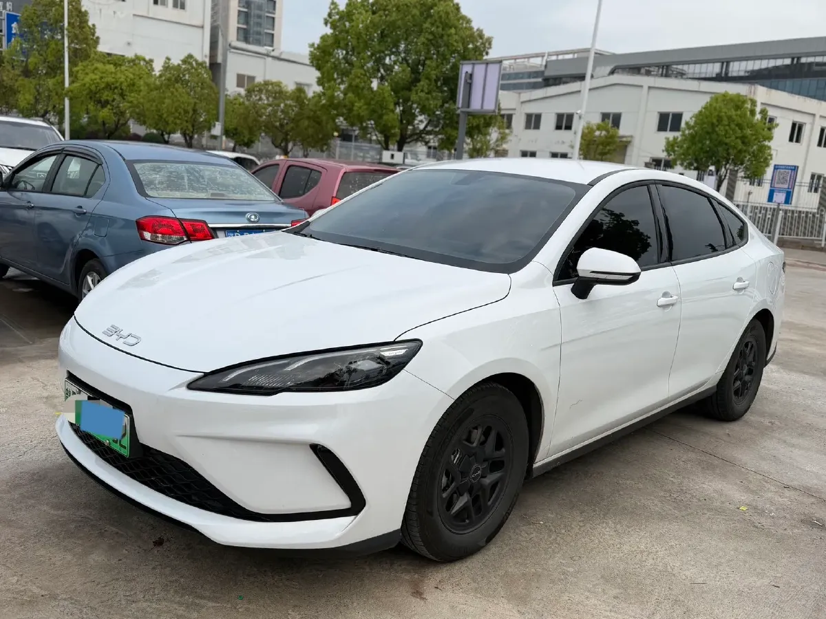 2025 BYD Seal05 DM-i 1.5L 101HP L4 E-CVT PHEV 7.68KWH,autocango,china used car exporter,china ev exporter,chinese used car exporter,chinese used ev exporter