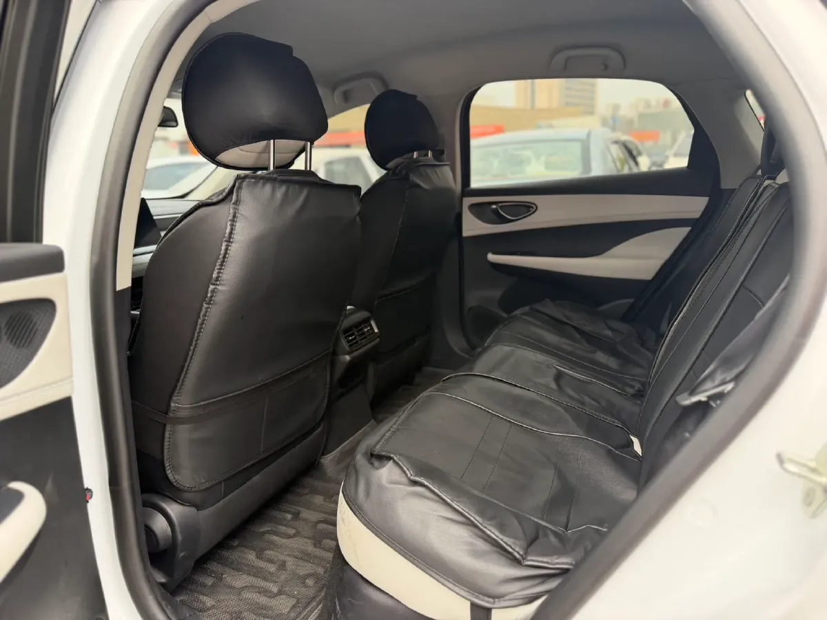 2025 BYD Seal05 DM-i 1.5L 101HP L4 E-CVT PHEV 7.68KWH,autocango,china used car exporter,china ev exporter,chinese used car exporter,chinese used ev exporter