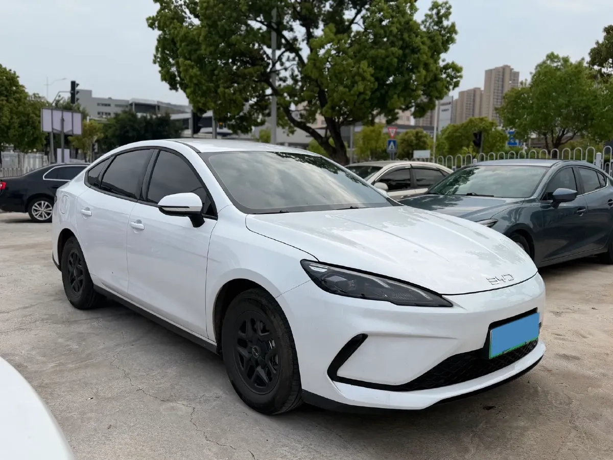 2025 BYD Seal05 DM-i 1.5L 101HP L4 E-CVT PHEV 7.68KWH,autocango,china used car exporter,china ev exporter,chinese used car exporter,chinese used ev exporter