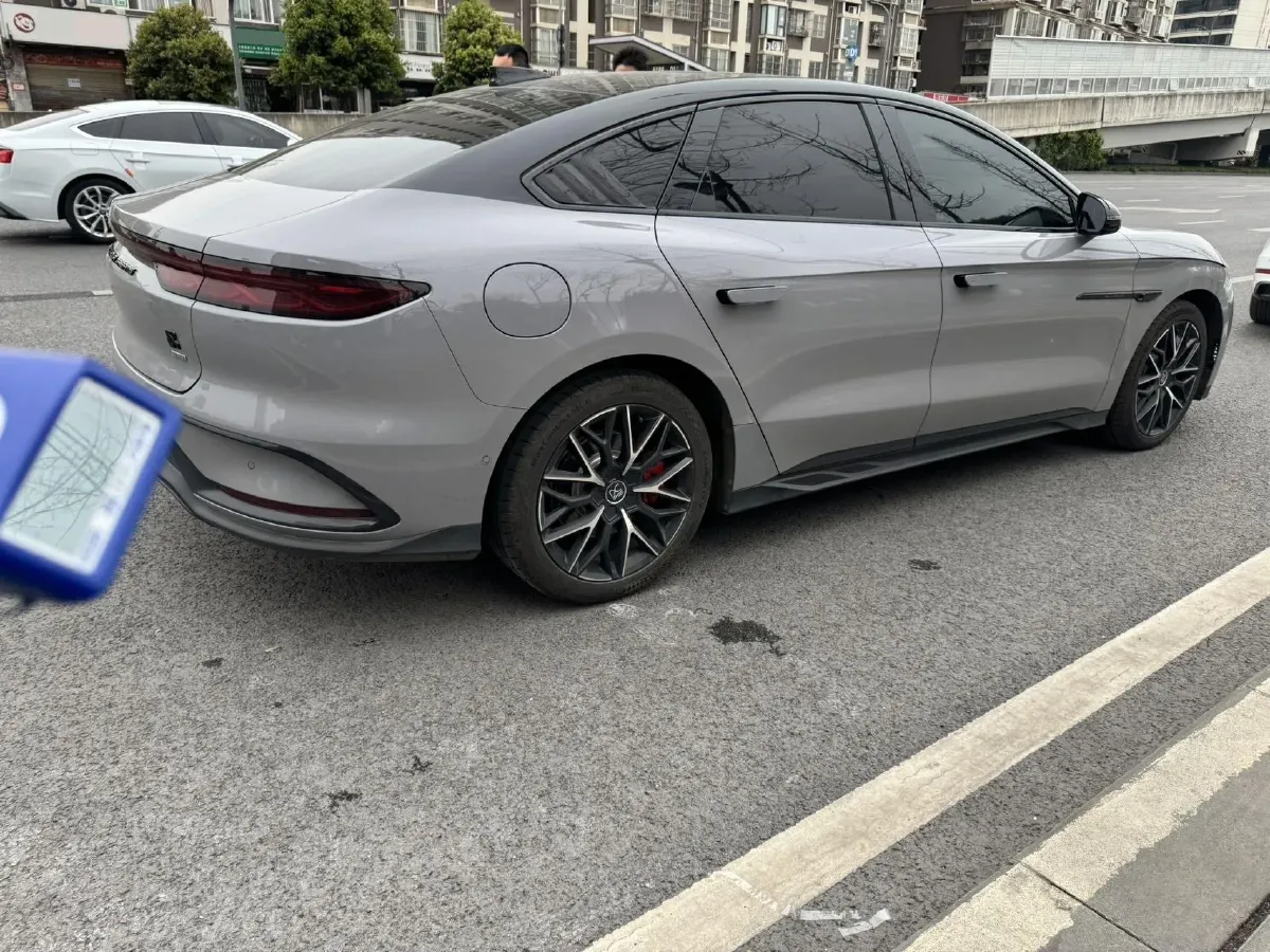 2025 BYD Han 1.5T 156HP L4 E-CVT PHEV,autocango,china used car exporter,china ev exporter,chinese used car exporter,chinese used ev exporter