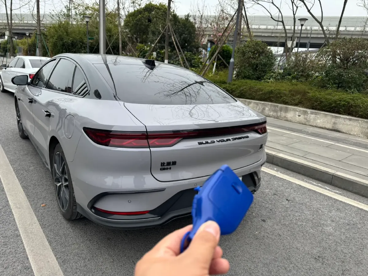 2025 BYD Han 1.5T 156HP L4 E-CVT PHEV,autocango,china used car exporter,china ev exporter,chinese used car exporter,chinese used ev exporter