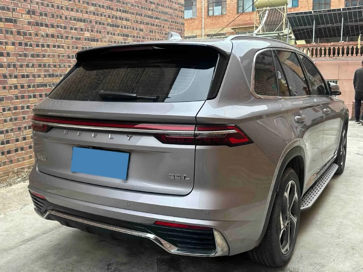 2024 Geely Monjaro 2.0T 238HP L4 8AT,autocango,china used car exporter,china ev exporter,chinese used car exporter,chinese used ev exporter
