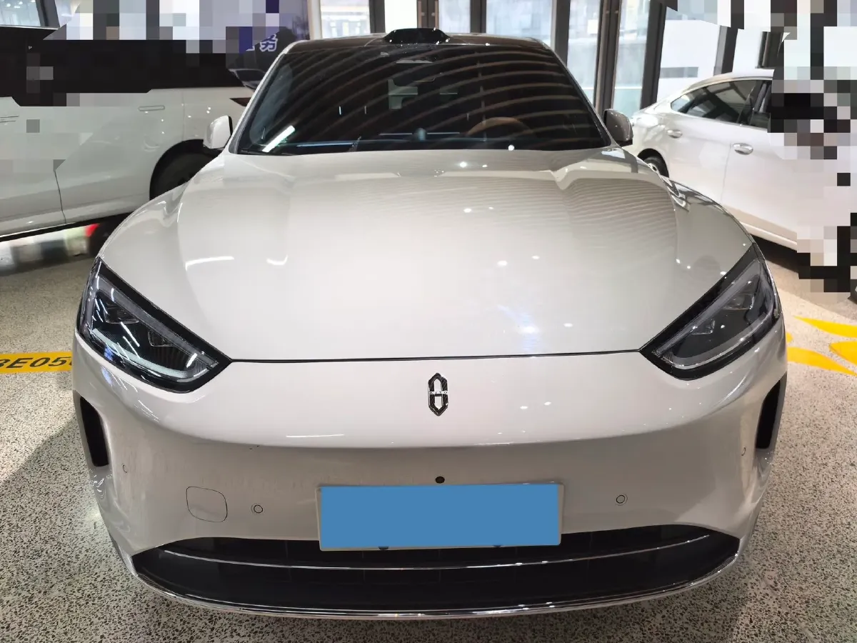 2025 AITO AITO M5 1.5T 152HP L4 REEV 42KWH,autocango,china used car exporter,china ev exporter,chinese used car exporter,chinese used ev exporter