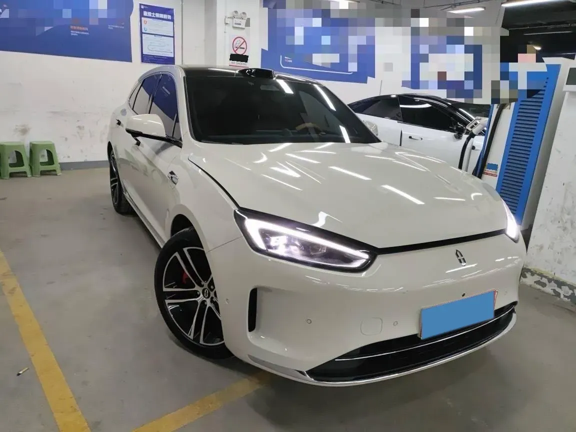2025 AITO AITO M5 1.5T 152HP L4 REEV 42KWH,autocango,china used car exporter,china ev exporter,chinese used car exporter,chinese used ev exporter