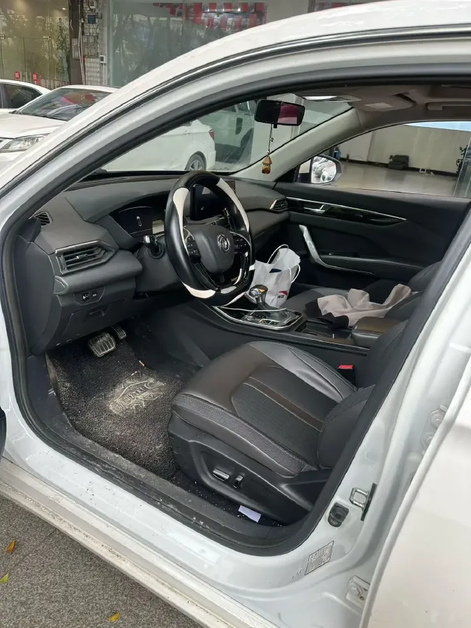 2020 DongFeng Aeolus YiXuan 1.5T 150HP L4 6DCT,autocango,china used car exporter,china ev exporter,chinese used car exporter,chinese used ev exporter