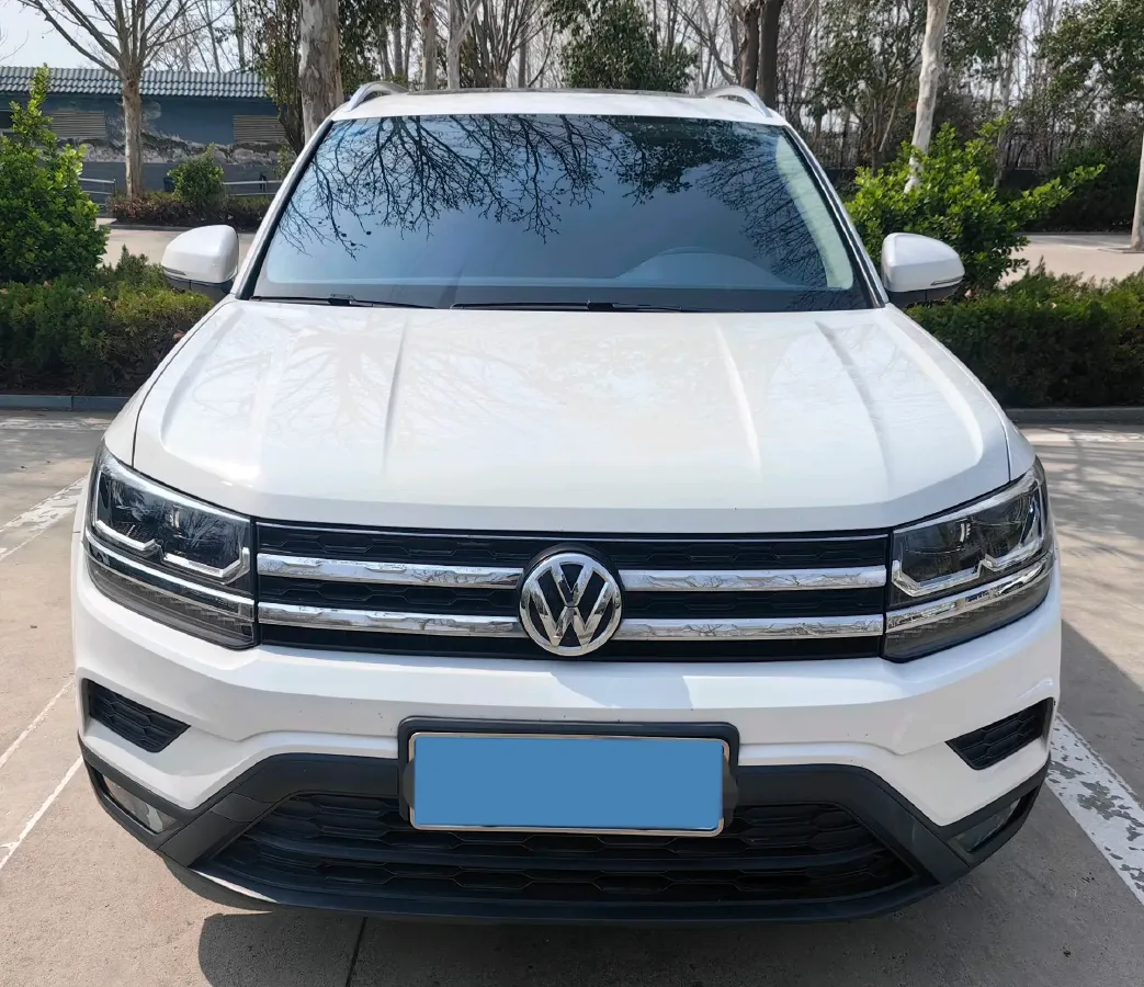 2019 MINI MINI 1.5T 102HP L3 7DCT,autocango,china used car exporter,china ev exporter,chinese used car exporter,chinese used ev exporter