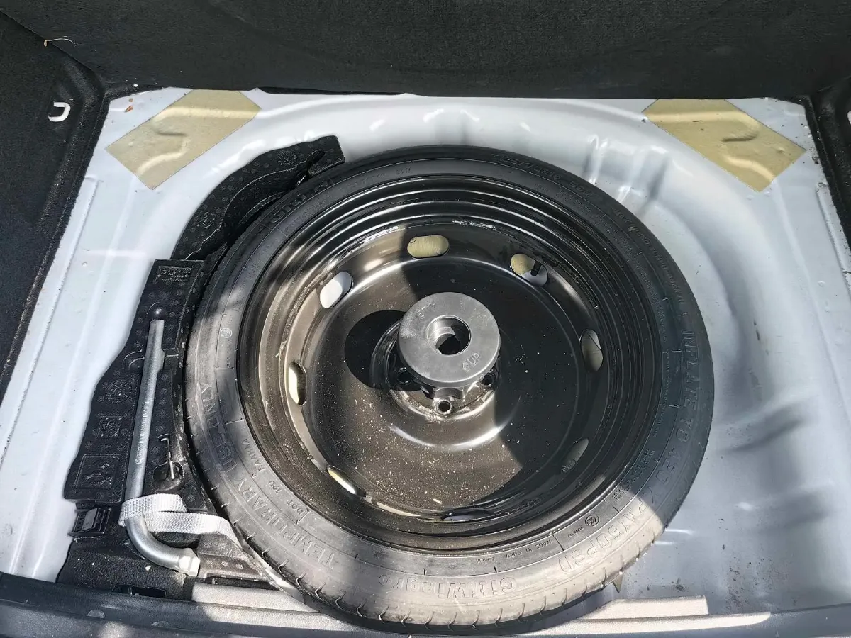 2019 MINI MINI 1.5T 102HP L3 7DCT,autocango,china used car exporter,china ev exporter,chinese used car exporter,chinese used ev exporter