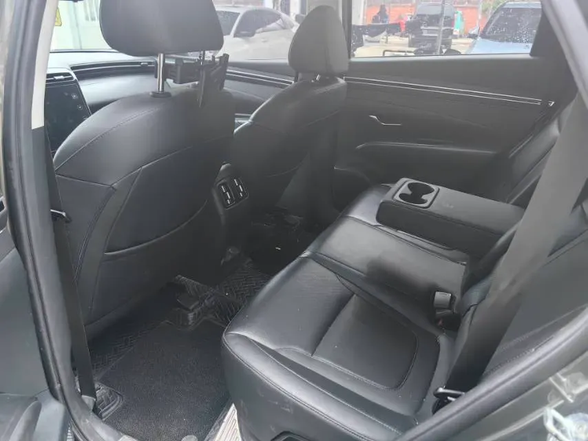 2021 Hyundai Tucson 1.5T 200HP L4 7DCT,autocango,china used car exporter,china ev exporter,chinese used car exporter,chinese used ev exporter