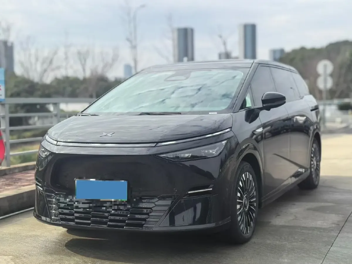 2025 Xpeng X9 BEV,autocango,china used car exporter,china ev exporter,chinese used car exporter,chinese used ev exporter