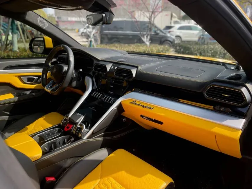 2021 Lamborghini Urus 4.0T 641HP V8 8AT,autocango,china used car exporter,china ev exporter,chinese used car exporter,chinese used ev exporter
