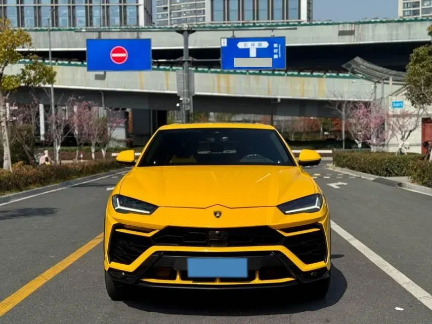 2021 Lamborghini Urus 4.0T 641HP V8 8AT,autocango,china used car exporter,china ev exporter,chinese used car exporter,chinese used ev exporter