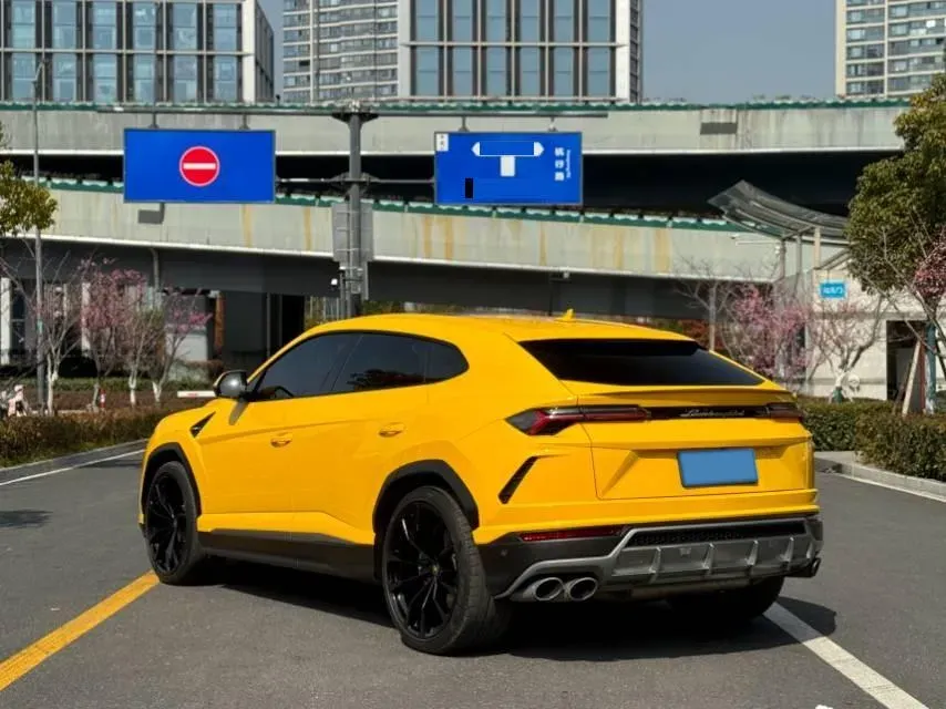 2021 Lamborghini Urus 4.0T 641HP V8 8AT,autocango,china used car exporter,china ev exporter,chinese used car exporter,chinese used ev exporter