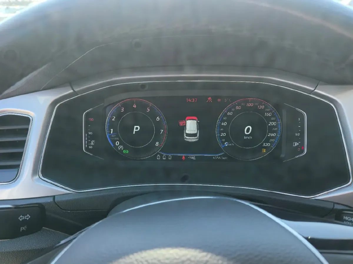 2022 Volkswagen T-Roc 1.4T 150HP L4 7DCT,autocango,china used car exporter,china ev exporter,chinese used car exporter,chinese used ev exporter