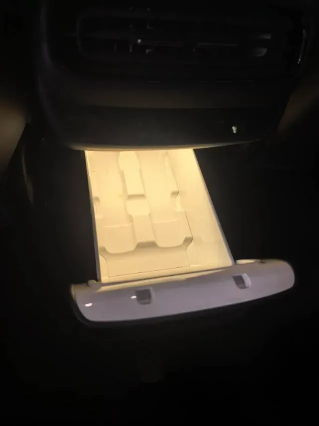 2024 MI SU7 BEV 73.6KWH,autocango,china used car exporter,china ev exporter,chinese used car exporter,chinese used ev exporter