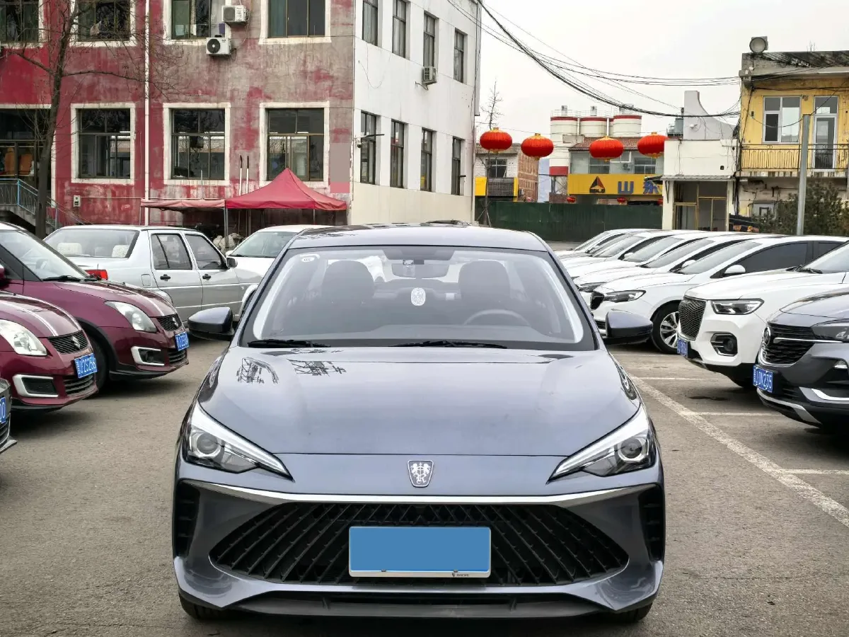 2023 Roewe i5 1.5L 129HP L4 5MT,autocango,china used car exporter,china ev exporter,chinese used car exporter,chinese used ev exporter