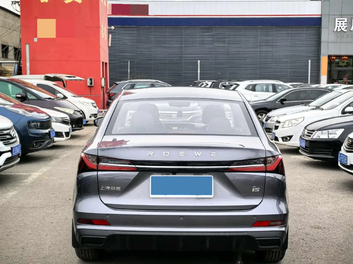 2023 Roewe i5 1.5L 129HP L4 5MT,autocango,china used car exporter,china ev exporter,chinese used car exporter,chinese used ev exporter