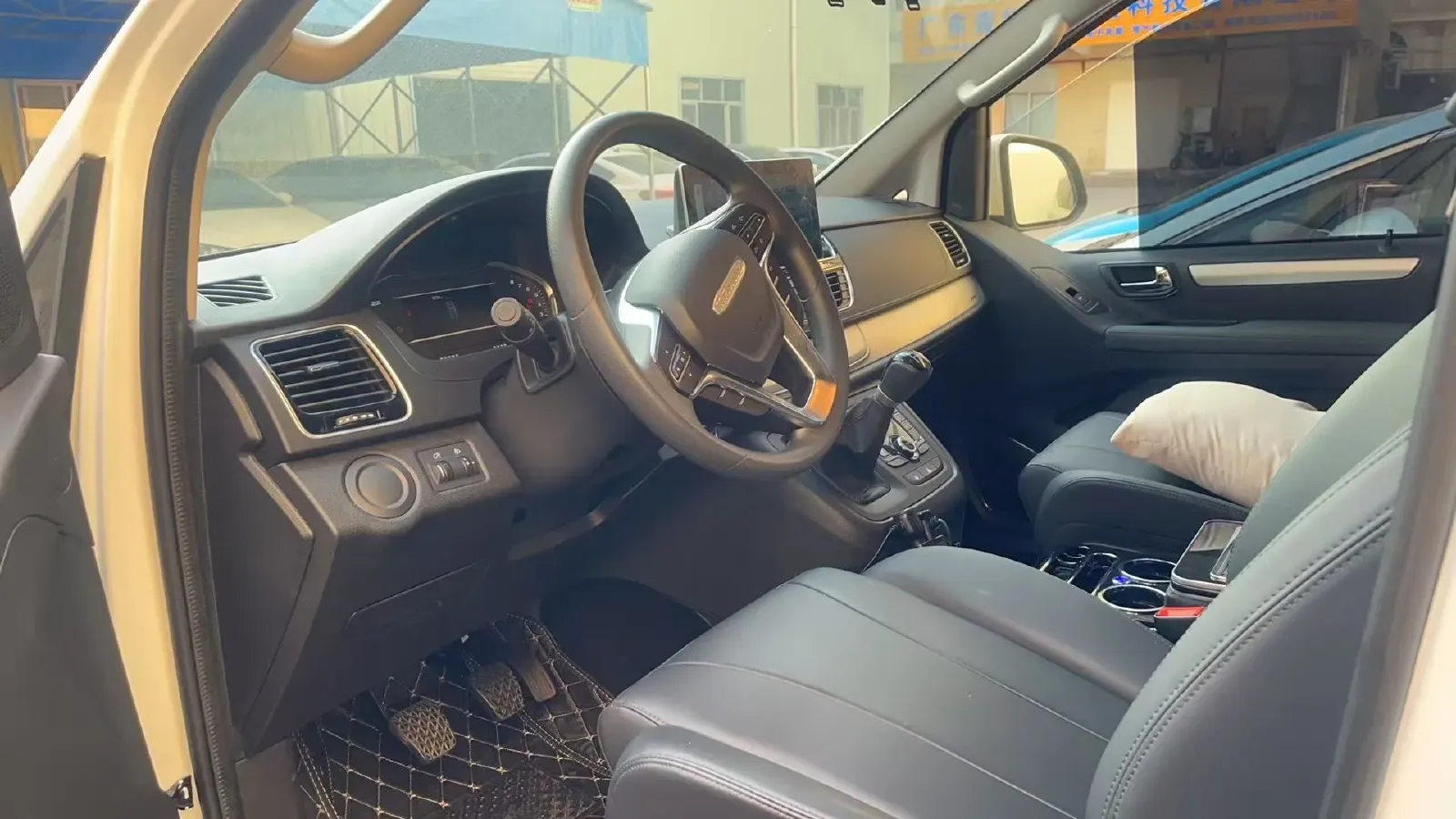 2023 MAXUS G10 2.0L 144HP L4 5MT,autocango,china used car exporter,china ev exporter,chinese used car exporter,chinese used ev exporter