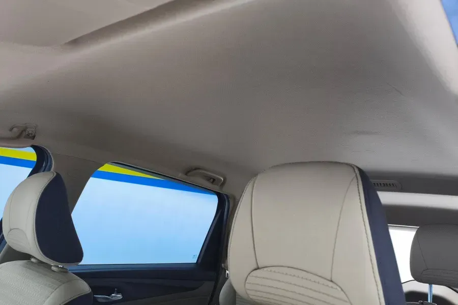 2017 BaoJun 730 1.5T 150HP L4 6MT,autocango,china used car exporter,china ev exporter,chinese used car exporter,chinese used ev exporter