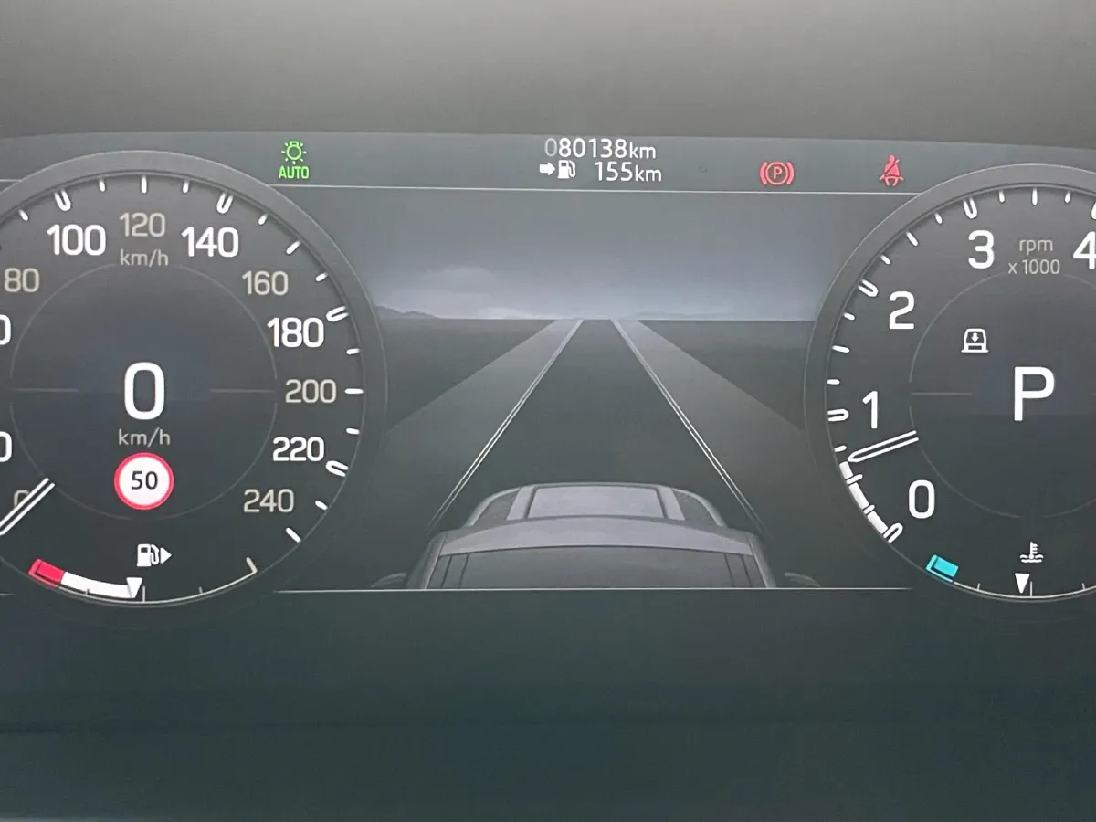 2022 Land Rover Defender 3.0T 400HP L6 8AT,autocango,china used car exporter,china ev exporter,chinese used car exporter,chinese used ev exporter