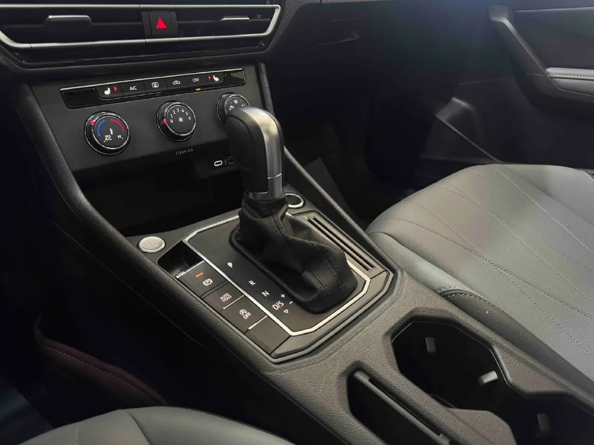 2023 Volkswagen Lavida 1.5L 113HP L4 6AT,autocango,china used car exporter,china ev exporter,chinese used car exporter,chinese used ev exporter