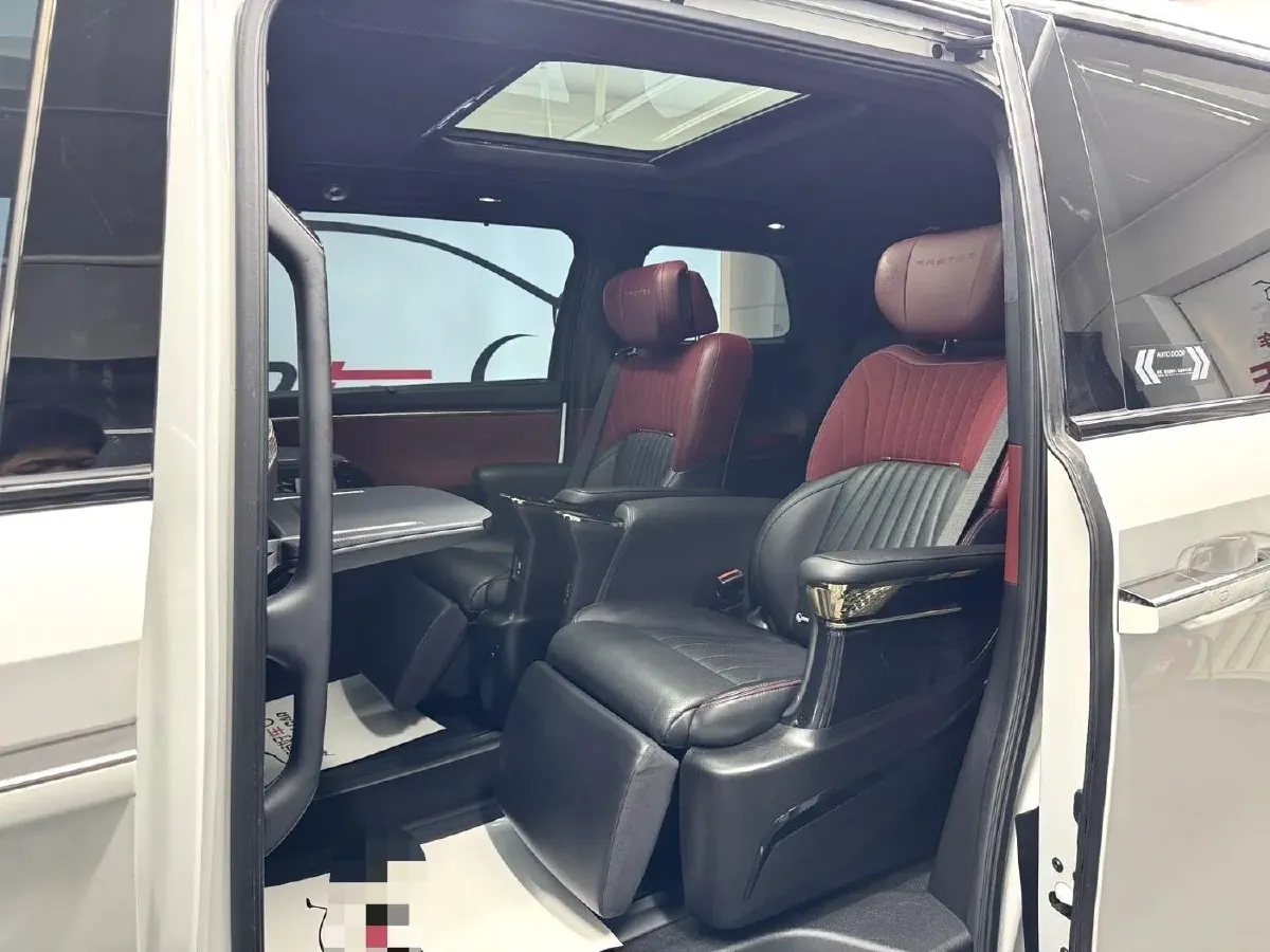 2023 GAC Trumpchi M8 2.0T 252HP L4 8AT,autocango,china used car exporter,china ev exporter,chinese used car exporter,chinese used ev exporter