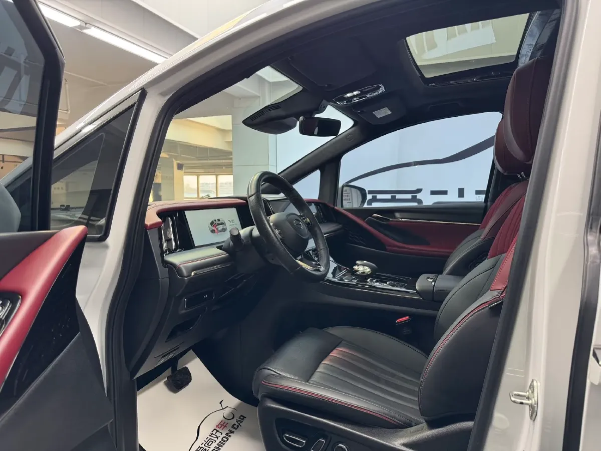 2023 GAC Trumpchi M8 2.0T 252HP L4 8AT,autocango,china used car exporter,china ev exporter,chinese used car exporter,chinese used ev exporter