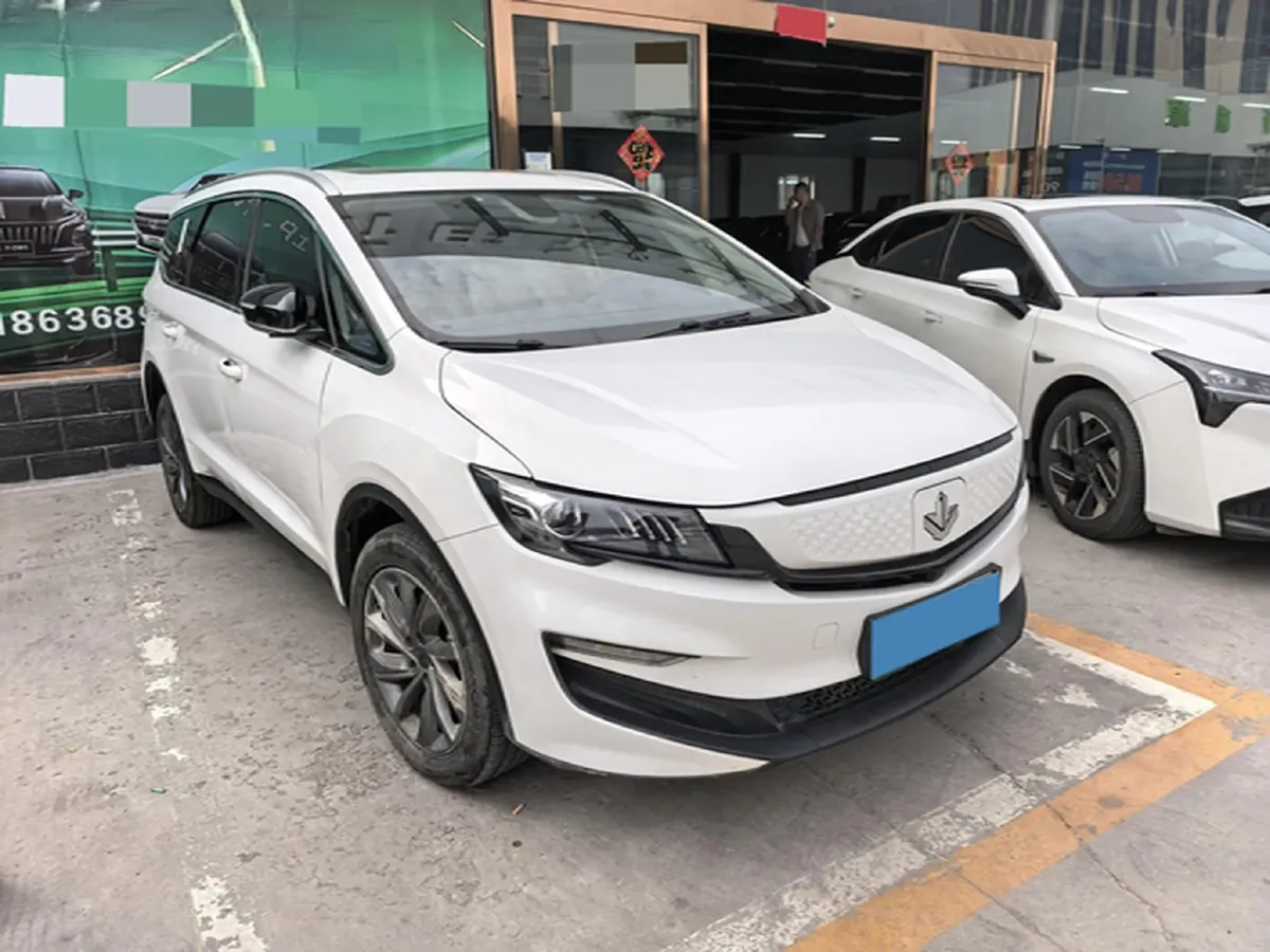 2021 Livan Maple 80v BEV 53KWH,autocango,china used car exporter,china ev exporter,chinese used car exporter,chinese used ev exporter