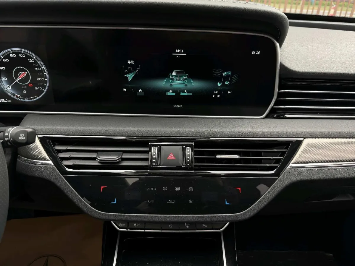 2019 HongQi HS5 2.0T 224HP L4 6AT,autocango,china used car exporter,china ev exporter,chinese used car exporter,chinese used ev exporter