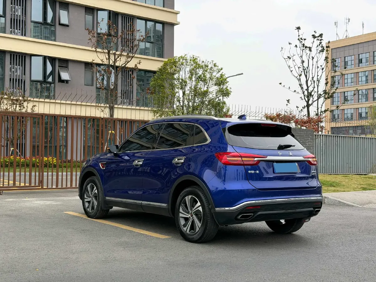 2019 HongQi HS5 2.0T 224HP L4 6AT,autocango,china used car exporter,china ev exporter,chinese used car exporter,chinese used ev exporter