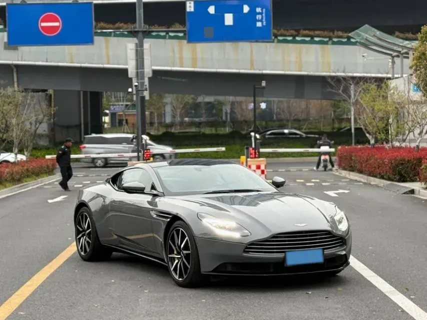 2020 Aston Martin DB11 4.0T 510HP V8 8AT,autocango,china used car exporter,china ev exporter,chinese used car exporter,chinese used ev exporter