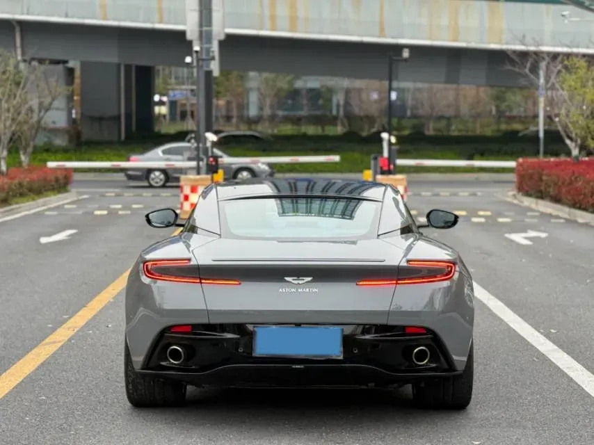 2020 Aston Martin DB11 4.0T 510HP V8 8AT,autocango,china used car exporter,china ev exporter,chinese used car exporter,chinese used ev exporter