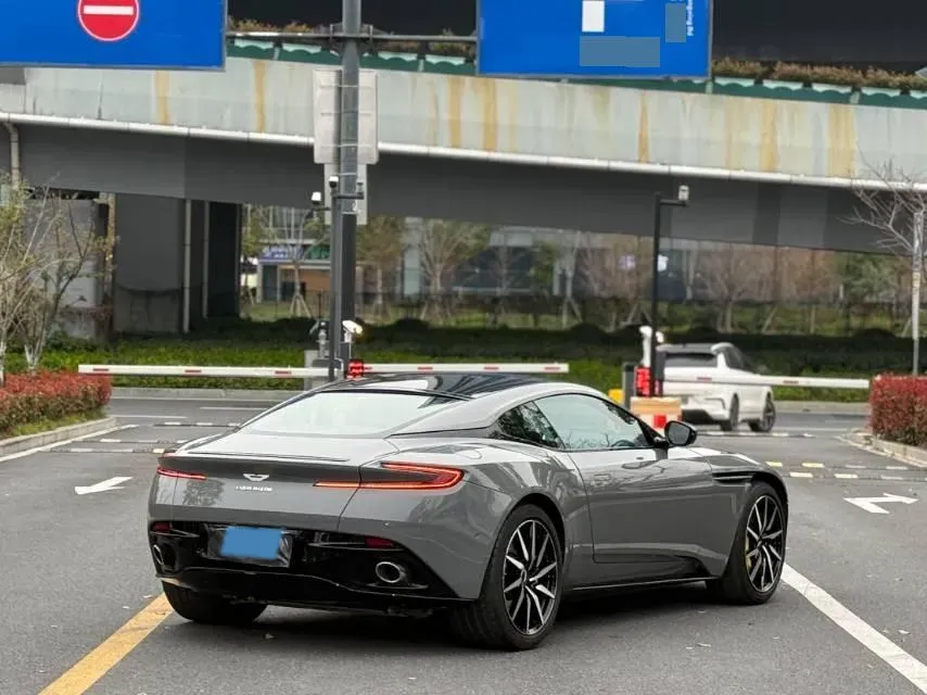 2020 Aston Martin DB11 4.0T 510HP V8 8AT,autocango,china used car exporter,china ev exporter,chinese used car exporter,chinese used ev exporter