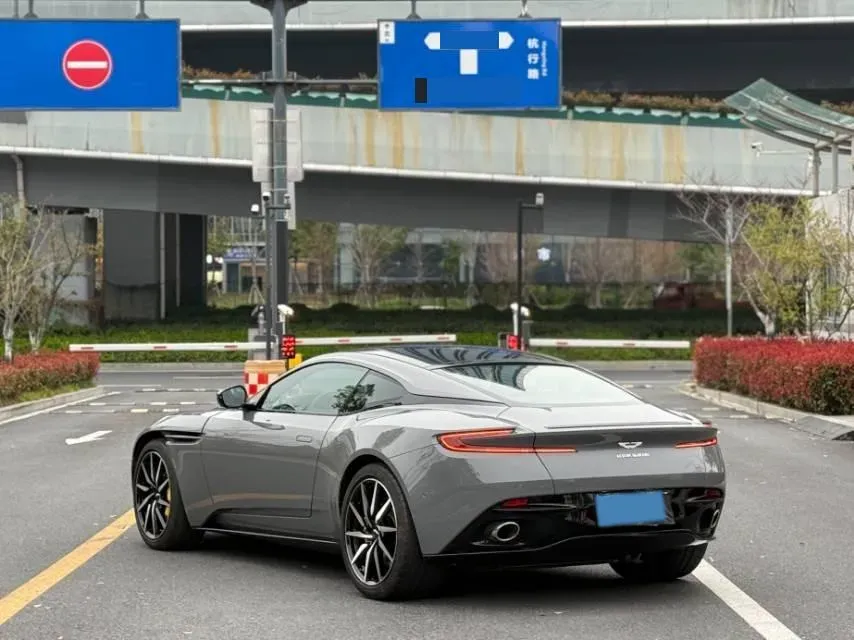 2020 Aston Martin DB11 4.0T 510HP V8 8AT,autocango,china used car exporter,china ev exporter,chinese used car exporter,chinese used ev exporter