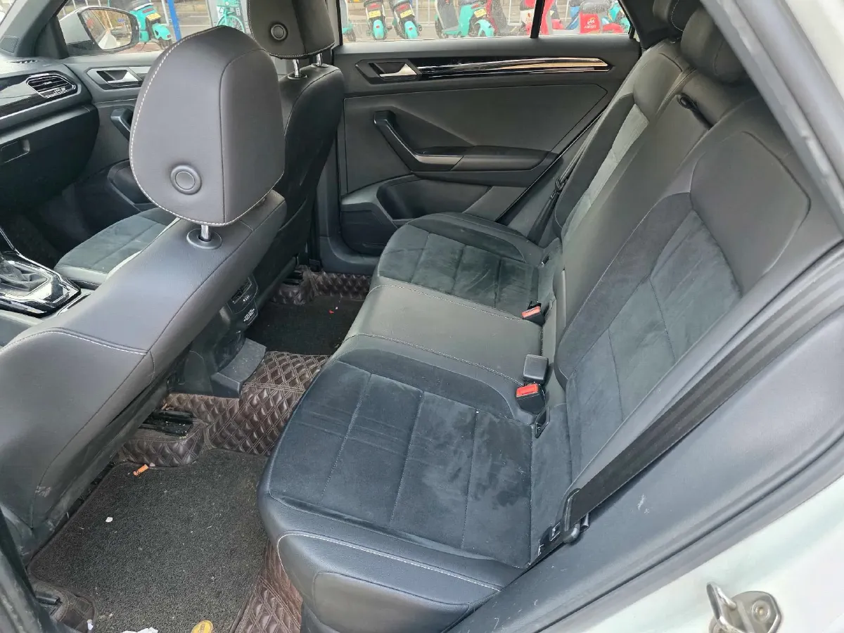 2019 Volkswagen T-Roc 1.4T 150HP L4 7DCT,autocango,china used car exporter,china ev exporter,chinese used car exporter,chinese used ev exporter