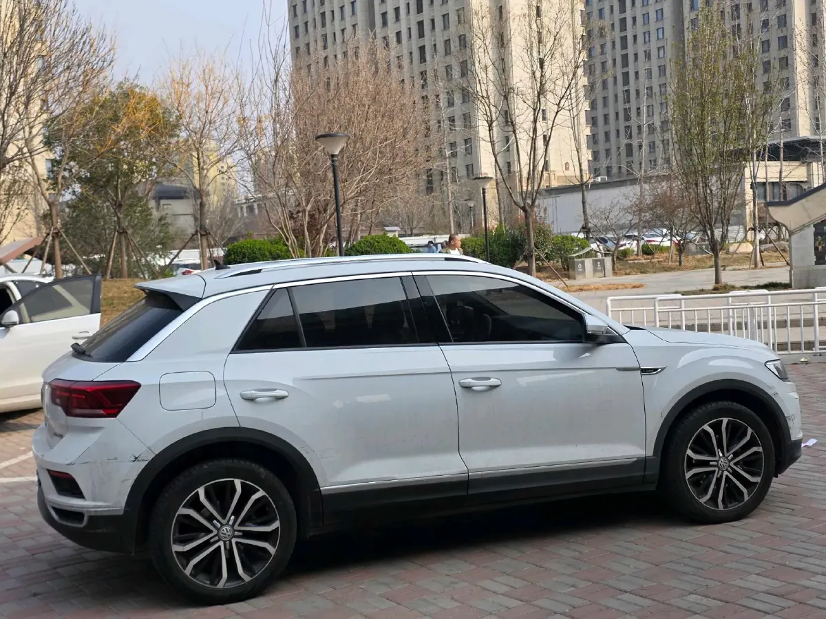 2019 Volkswagen T-Roc 1.4T 150HP L4 7DCT,autocango,china used car exporter,china ev exporter,chinese used car exporter,chinese used ev exporter